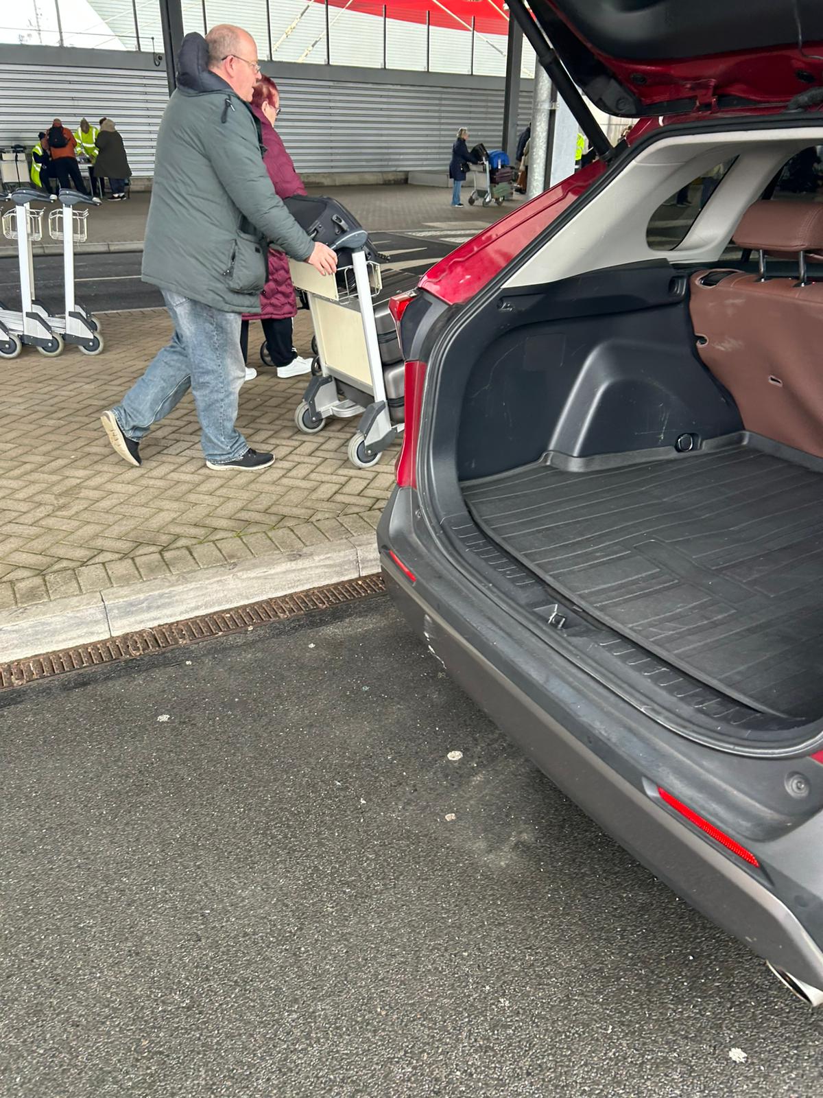 Corporate airport transfer service in Southampton