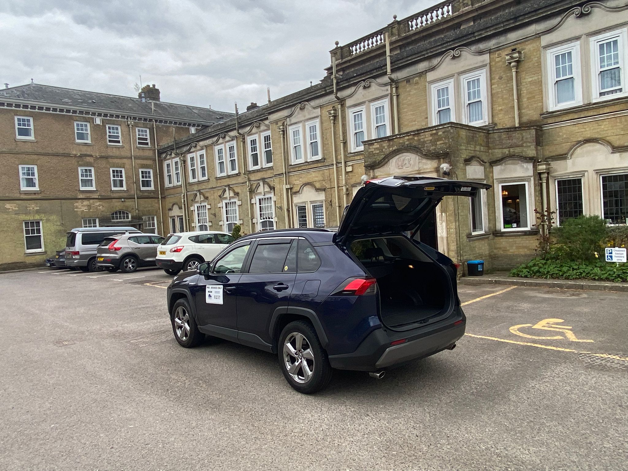 Long-distance UK private hire transfer from Southampton