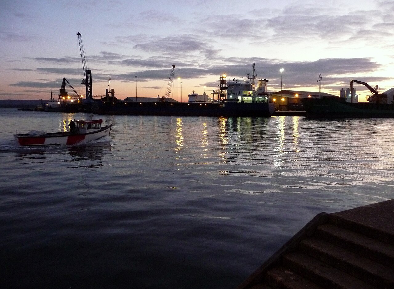 Poole Harbour cruise port near Bournemouth — Saga, Fred Olsen and Hurtigruten boutique cruise embarkation in Dorset