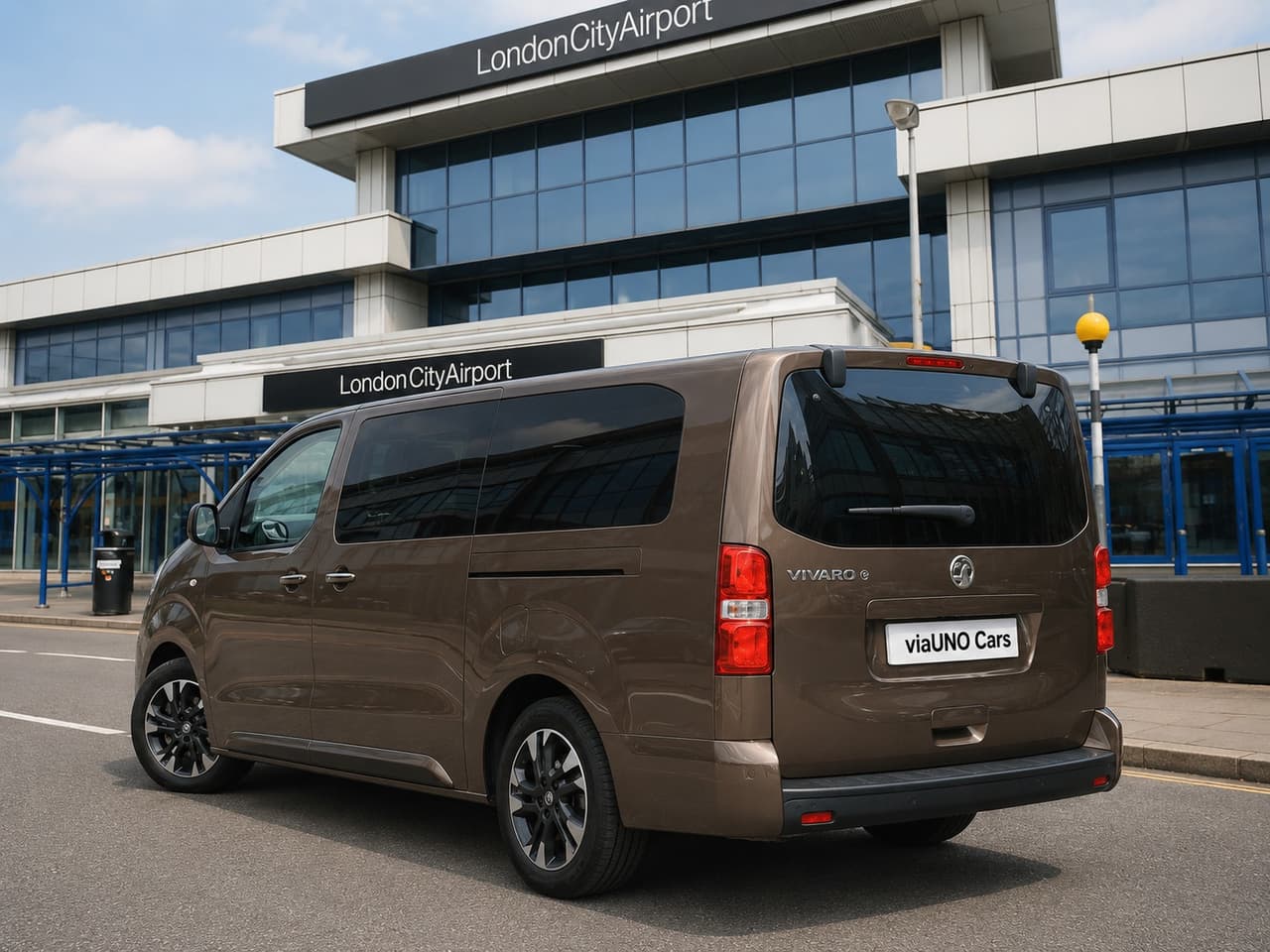 London City Airport (LCY) to Southampton private hire transfer — 8-seater MPV